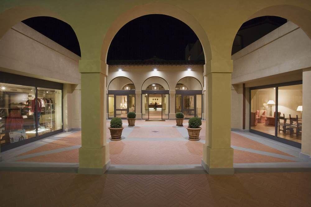 Unahotels Poggio Dei Medici Toscana Scarperia Exterior photo